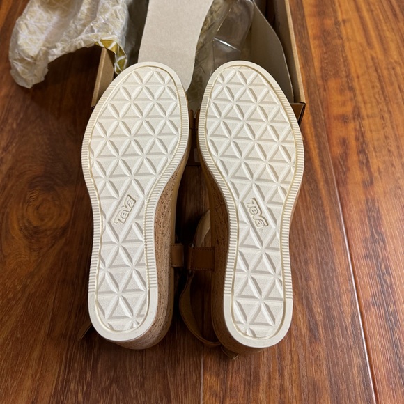 NIB Teva Women's Arrabelle Universal Wedge Sandal Tan Size 7 - Picture 13 of 16